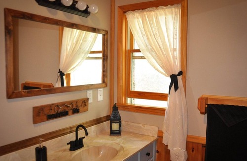 Spruce Pine Cabin | A little mountain cabin in the woods.