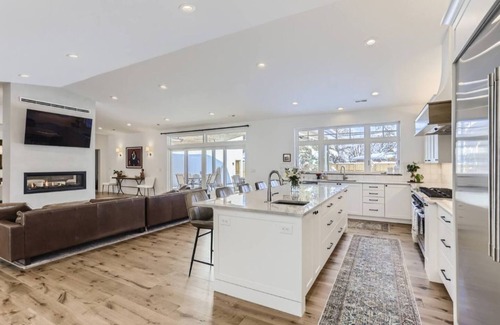 Littleton House | A Littleton Slice of Heaven!