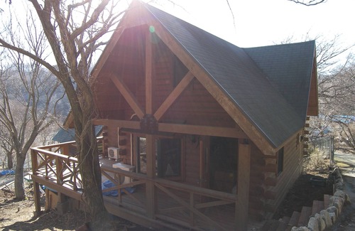 Higashiizu Cottage | A log house in the forest, a relaxing slow life while being healed by the fire of the fireplace, and enjoying BBQ and hot pot using local ingredients