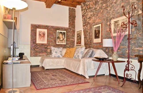 Oltrarno Apartment | A LONG STAY IN FLORENCE, A SOUL RENAISSANCE. CHARMING, CENTER FLAT, 2 BEDROOMS.