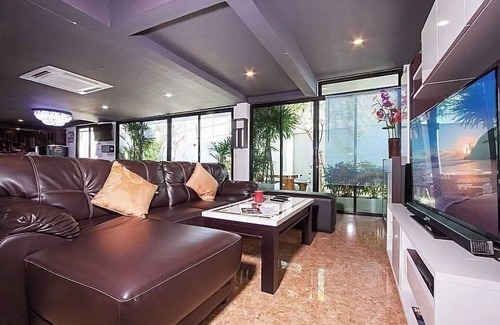Nong Prue Villa | A Luxurious Private Pool Villa for Perfect Peaceful Escape