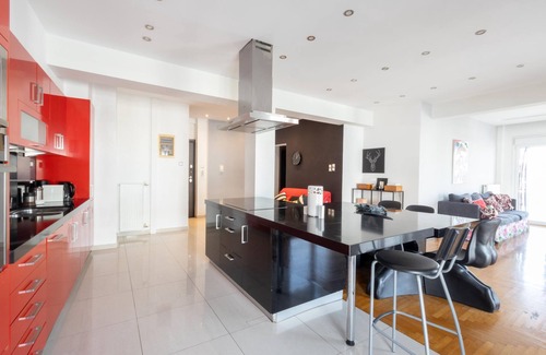 Nea Smirni Apartment | A Luxury Comfortable 2bdrm Apt in Athens