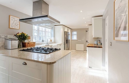 Holworth House | A luxury unique home spa - White Stones Retreats.