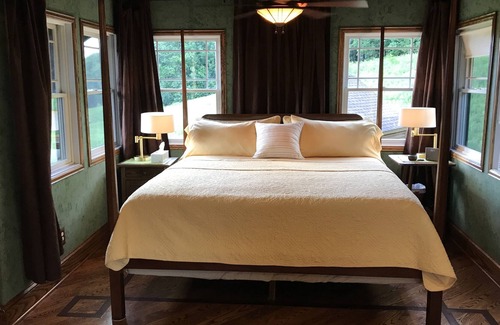 East Homer House | A magical Carriage house in rolling mountains, Near Finger Lakes