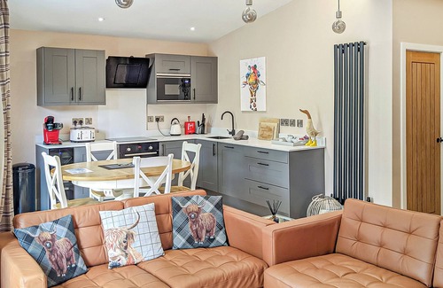 Chirk Bank Ski Chalet | A magnificent bespoke lodge perfect for a family escape with pets.