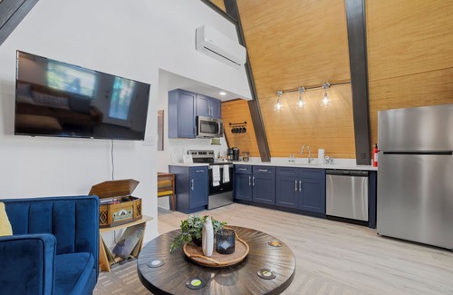 Waveland House | A-Mazing A-Frame Tiny Home! Loft/1 Mile to the Beach!