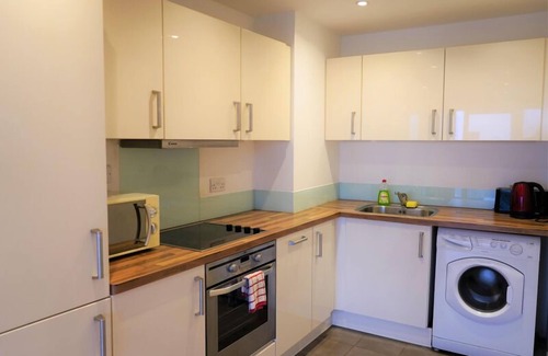 Portsmouth Apartment | A modern apartment, fully equipped with everything needed for a comfortable stay