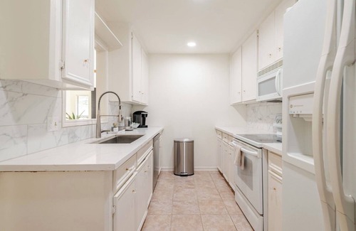 George Bush Park/Eldridge House | A Modern & Cozy Townhome with good vibes