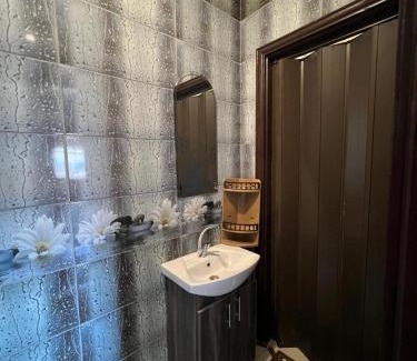 Wadi Musa House | A mother's kitchen for her children