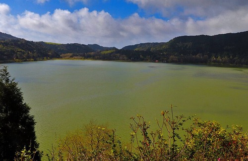 Furnas Cottage | A nature refuge with a unique and astonishing view over Furnas Lake.