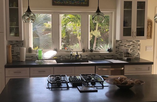 Indian Beach Sapphire Shores House | A Newly renovated home in desirable Indian Beach Sapphire Shores neighborhood