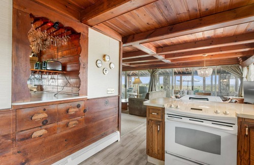 Sagamore Beach Cottage | A Passion for the Sand and Sea are reflected in the unique details of this Beachfront Cottage