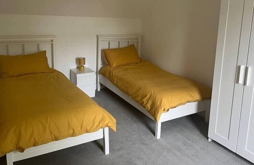 Ballycastle House | A Peaceful 4Bed/3Bath Townhouse Ballycastle