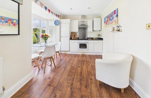 Sidmouth Apartment | A peaceful apartment near the seaside