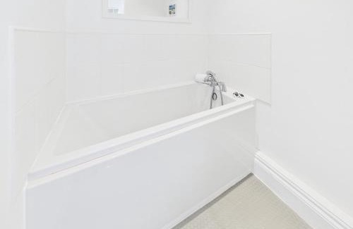 Sidmouth Apartment | A peaceful apartment near the seaside