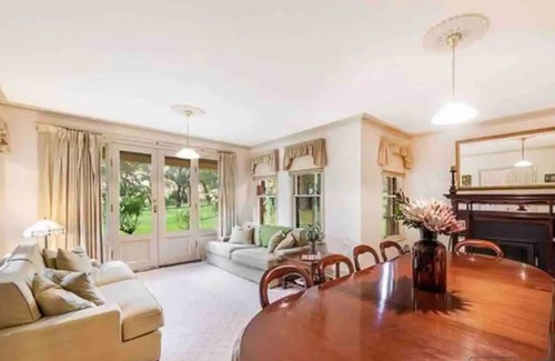 Kilsyth South House | A peaceful place to be