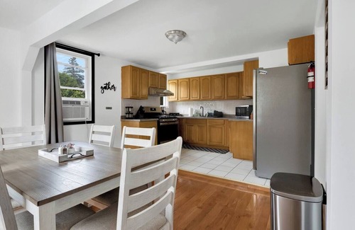 Westside Norwich House | A Peaceful Retreat|1.8Mi Mohegan|9.4Mi Foxwoods