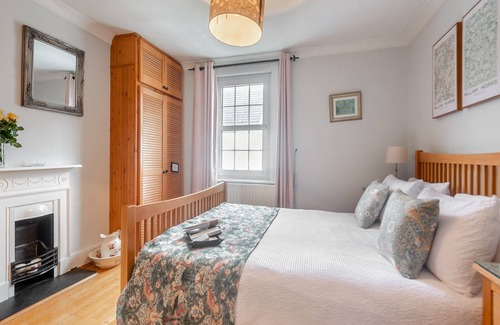 Windsor City Centre Cottage | A perfect base for a romantic break or family adventure.