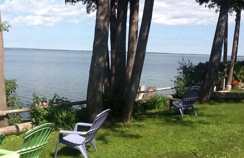Grand Isle Cottage | A Perfect Lake Front Vacation Spot In Beautiful Grand Isle, Vermont