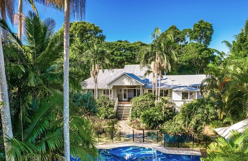Federal House | A PERFECT STAY - Bougainvillea House
