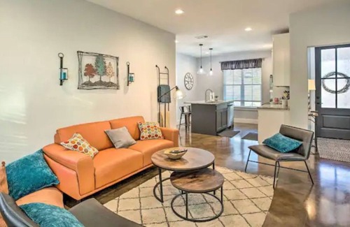 Denison House | A Perfect vacation spot in Denison