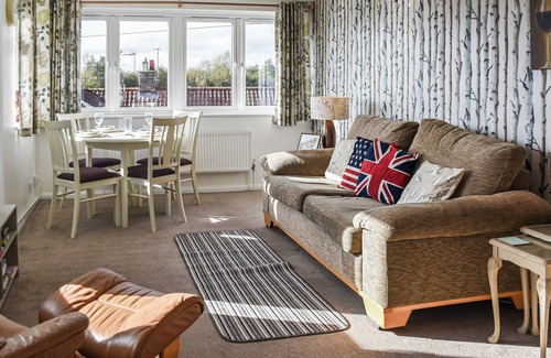Horning Apartment | A perfect waterside setting.