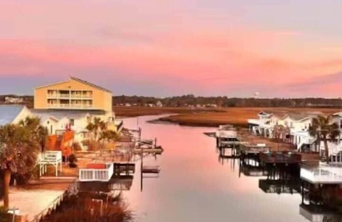 North Myrtle Beach Apartment | A Place at the Beach 3B