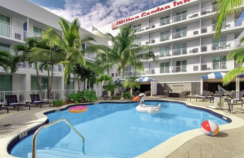 Brickell Hotel | A Place to Unwind, Unplug, and Recharge! Swimming Pool, Pets Allowed!