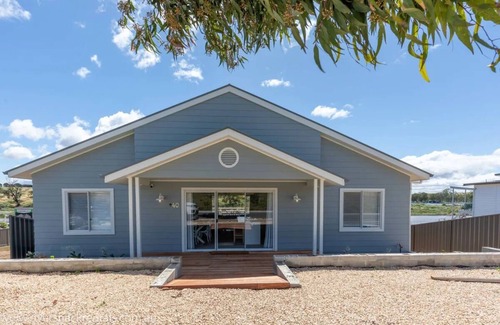 Mannum House | A place where you can relax & unwind enjoying cocktails with family & friends