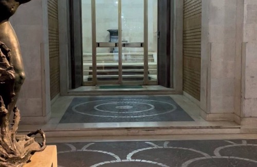 Rione II Trevi Apartment | A Plus Rome: Refined Rooms, Ensuite, free Wi-Fi, AC & Parking, Central Location