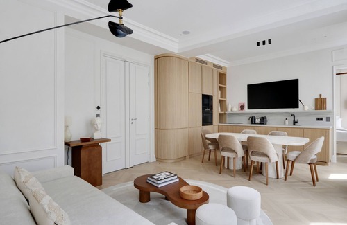 Les Halles Apartment | A Prestigious 2BR/2BA with Services - Louvre-Rivoli II