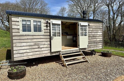 Truro Cabin | A private and peaceful couples countryside retreat near Truro, Cornwall