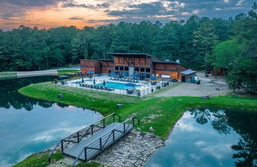 Broken Bow Cabin | A private, bright, modern rustic cabin – surrounded by trees.