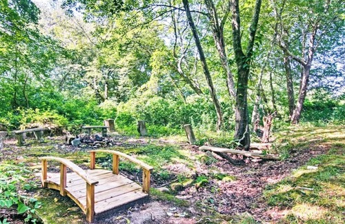 Narragansett House | A Private Home Near Narragansett Beach With Outdoor Firepit