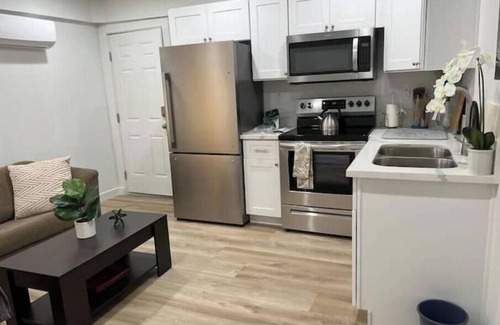 Moreno Valley House | A Quiet business/family vacation with fast wi-fi