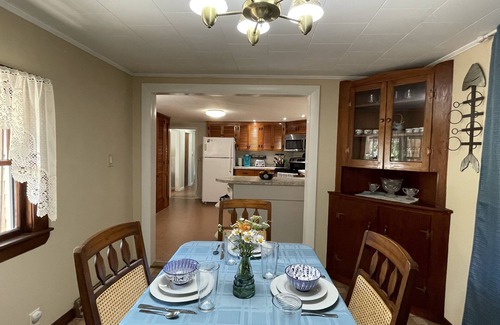 Kennebunkport Cottage | A Quiet Cottage close to beaches, Kennebunkport and Kennebunk. Polly’s Place.