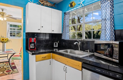 Fulton House | A Quiet Escape | Pet Friendly + Fenced Yard!