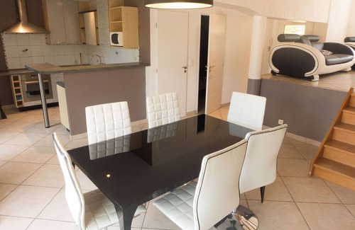 Beziers House | A quiet house private swimming pool and air cond near historical beziers center