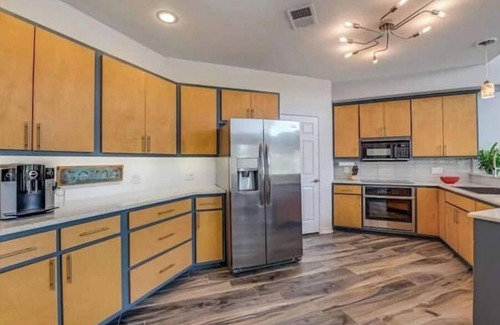 Marble Falls House | A rare find - bright gorgeous 3 bedroom home nestled on Lake Marble Falls!