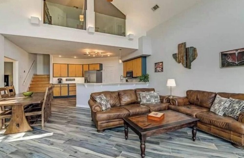 Marble Falls House | A rare find - bright gorgeous 3 bedroom home nestled on Lake Marble Falls!