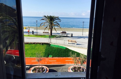 Riva Trigoso Apartment | a real jewel situated in front of the beach , new and luxury