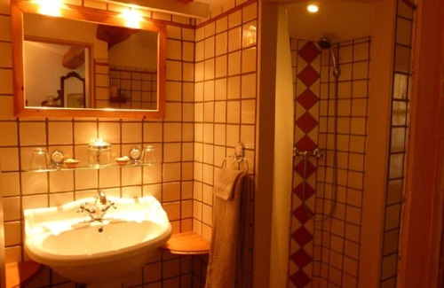 Sainte-Maxime House | A REAL LITTLE CORNER OF PARADISE AMIDST MOUNTAINS-MASSIF DES MAURES