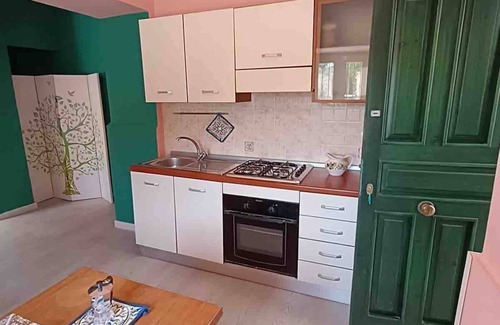 Tramonti Apartment | A Refuge Between Green And Blue