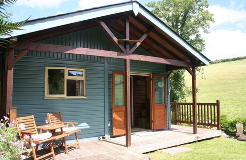 Burgh Island Cabin | A Relaxing Getaway One Mile From Sandy Beach At Bantham, Nr. Salcombe, S. Devon.
