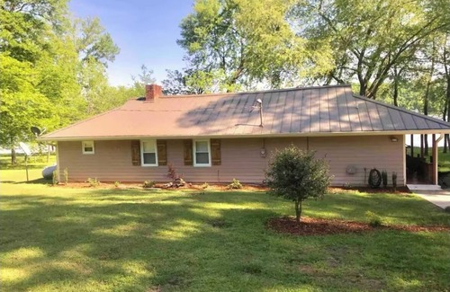 Rogersville Cottage | A River Front Paradise