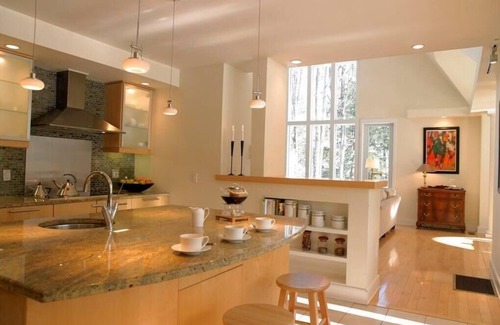Saratoga Springs House | "A River Runs Through It"—10-acre estate, European luxury minutes from downtown