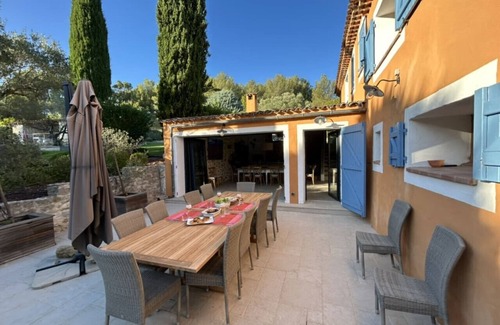 Le Castellet Apartment | A Serene Luxury Villa in the Heart of Provence