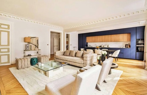 Saint-Thomas-d'Aquin Apartment | A SERENE RETREAT & COMBINATION OF LUXURY, COMFORT, AND LOCATION-RUE DE GRENELLE