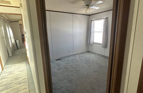 Elbert House | A simple place to stay in Elbert, CO. Conveniently located behind Bar & Grill.
