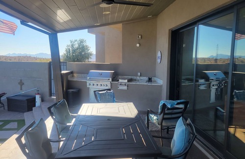 Diamante Del Lago House | A slice of heaven. Brand new home with panoramic views